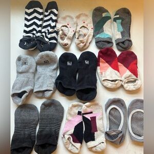 Pointe studio and Bar Method grip socks s/m